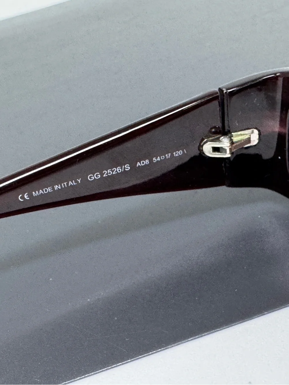 Gucci black sunglasses FRAME ONLY no lenses with rhinestone G on sides. GG2526
